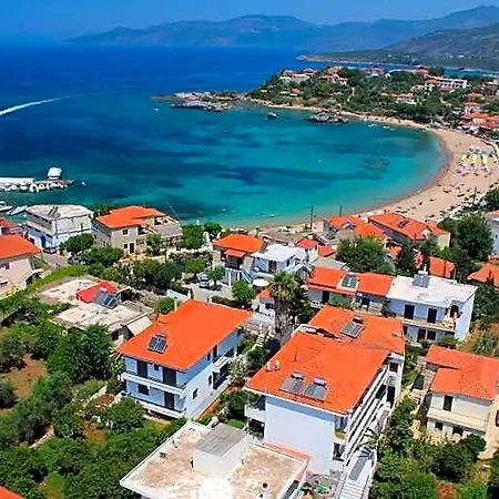 Hotel Nikas &
