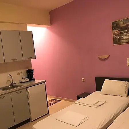 Hotel Nikas & 2*