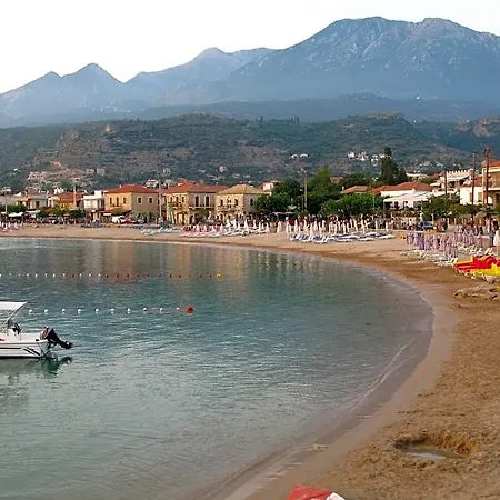 Hotel Nikas &