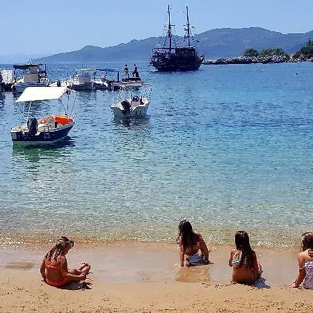 Nikas & Ξενοδοχείο
