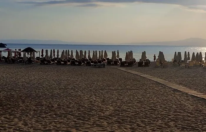 Nikas & Hotel Stoúpa